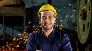 Le Gouvernement Pakistanais Offre des Prêts Jusqu'à 1 Million de Roupies pour les Employés Étudiant à l'Étranger**