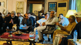 PTI Cherche une Alliance avec le GDA pour une Réunion à Islamabad