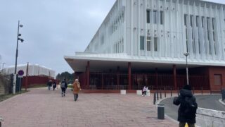 Violence contre un Étudiant à Bobigny : Arrestation d'un Tuteur de 22 Ans et de son Frère de 17 Ans ###