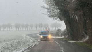 Alertes Jaunes Émises en France pour Risques de Neige et de Verglas**