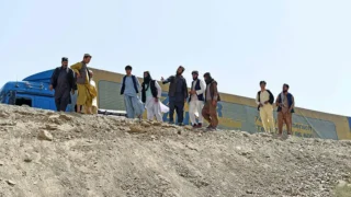 Tragédie de Bus en Afghanistan: 25 Morts et 27 Blessés