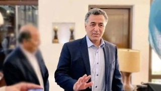 Condamnation Historique : Un Ancien Chef du Renseignement Reconnu Coupable d'Abus de Pouvoir