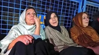Les sœurs d'Imran Khan dénoncent le silence de la direction du PTI sur ses affaires judiciaires