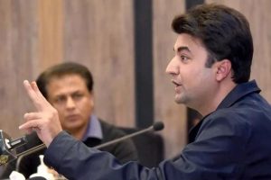 Murad Saeed du PTI démissionne du Sénat et appelle son parti à quitter les assemblées