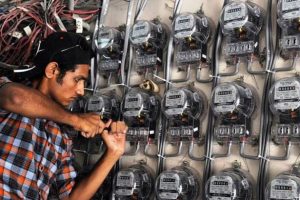 Pakistan : Nouvelle Structure de Tarifs Électriques avec Charges Fixes pour les Ménages