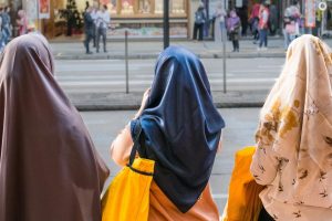 Creil : La victoire historique de LFI face aux défis des tensions communautaires