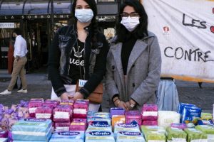 Précarité menstruelle en France : le remboursement des protections réutilisables toujours en attente, trois ans après la promesse