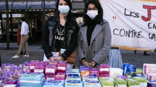Précarité menstruelle en France : le remboursement des protections réutilisables toujours en attente, trois ans après la promesse