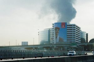 Trois Français arrêtés à Dubaï pour diffusion d'images de guerre : l'influenceuse Maeva Ghennam parmi les détenus