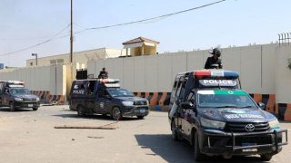 Karachi : Neuf morts dans des affrontements au Consulat américain après l'annonce de la mort de Khamenei