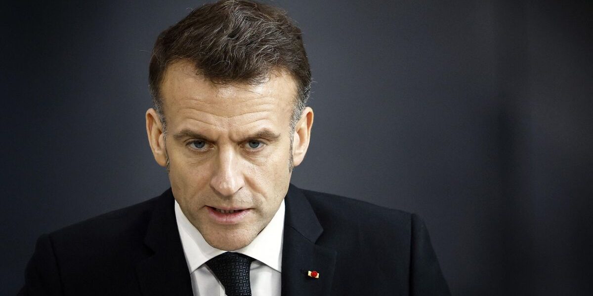 Emmanuel Macron rassure les Français : "La France n'est pas en guerre" au Moyen-Orient