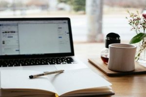 Le Pakistan envisage le télétravail à grande échelle pour économiser l'énergie dès 2026