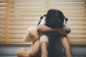 Abus en centre de loisirs à Paris : le calvaire d'une famille et le silence des institutions