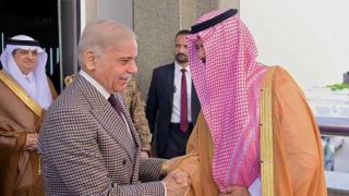 Crise au Moyen-Orient : Shehbaz Sharif en Arabie Saoudite pour des entretiens urgents avec MBS