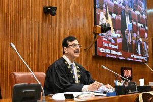 Sénat : Le Secrétariat justifie l'achat d'un Land Cruiser pour Yousaf Raza Gilani et dément les critiques