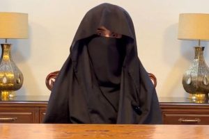 Santé d'Imran Khan : Bushra Bibi hospitalisée, le PTI exige un accès médical urgent