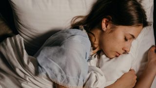 Les Rêves Profondiraient le Sommeil, Révèle une Étude dans PLOS Biology