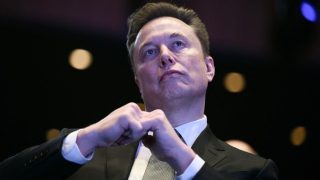 Elon Musk convoqué par la justice française dans l'enquête sur X : manipulation de marché et contenus illégaux en ligne