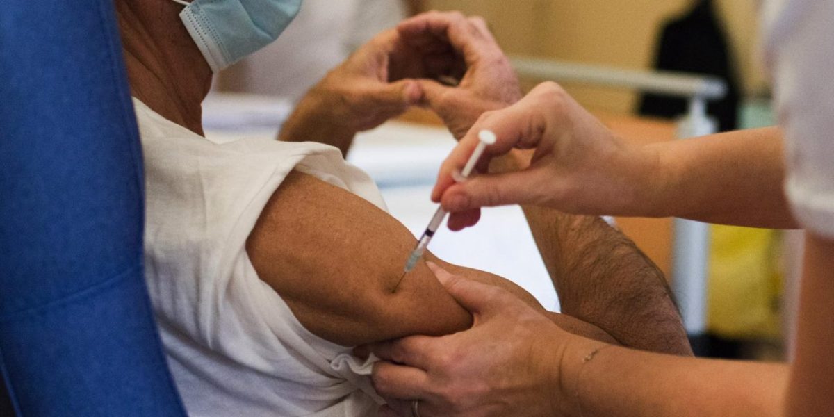 France lance sa campagne de rappel COVID-19 de printemps pour les plus vulnérables