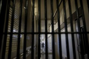 Indonésie : Deux femmes risquent la prison après un incident avec un Coran dans un salon