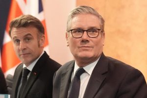 Sécuriser le Détroit d'Hormuz : Macron et Starmer réunissent 30 nations pour un sommet crucial à Paris