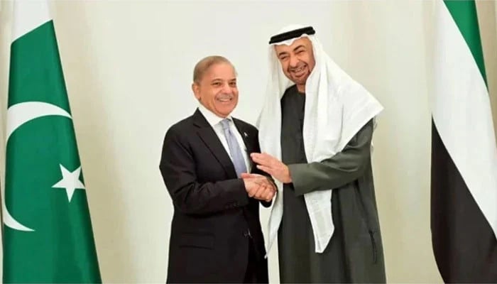 Pakistan sous pression : le rappel d'un prêt de 3 milliards de dollars par les Émirats Arabes Unis fragilise ses réserves