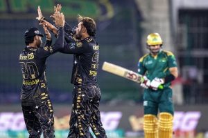 Peshawar Zalmi bat Multan Sultans grâce à Mendis et ses spinneurs | PSL 11