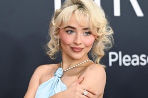 Sabrina Carpenter Dévoile "Sabrinawood" : Une Nuit d'Ouverture Cinématographique à Coachella 2026