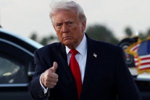 Trump Annonce un Blocus du Détroit d'Hormuz et Admet la Persistance des Prix Élevés du Pétrole