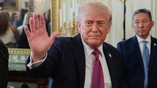 Négociations USA-Iran : Donald Trump évoque un nouveau round de discussions alors que le cessez-le-feu vacille