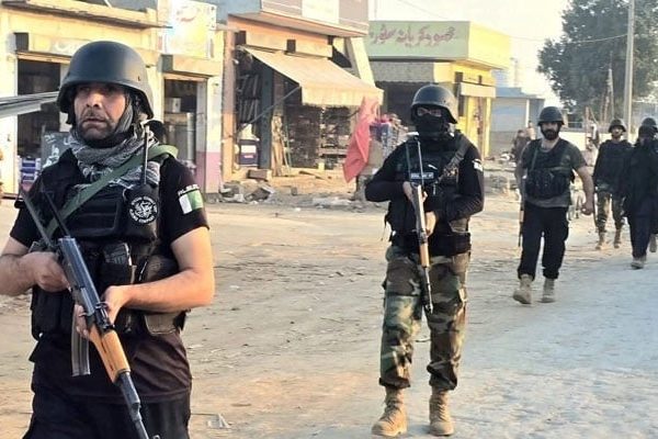 Opération antiterroriste à Bannu : un officier martyr, 12 terroristes éliminés