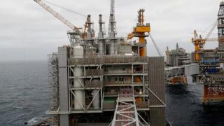 Le Pakistan relance l'exploration pétrolière et gazière offshore après 20 ans d'interruption