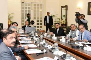 Pakistan Interdit les Seringues de Mauvaise Qualité pour Enrayer la Propagation du Sida et de l'Hépatite C