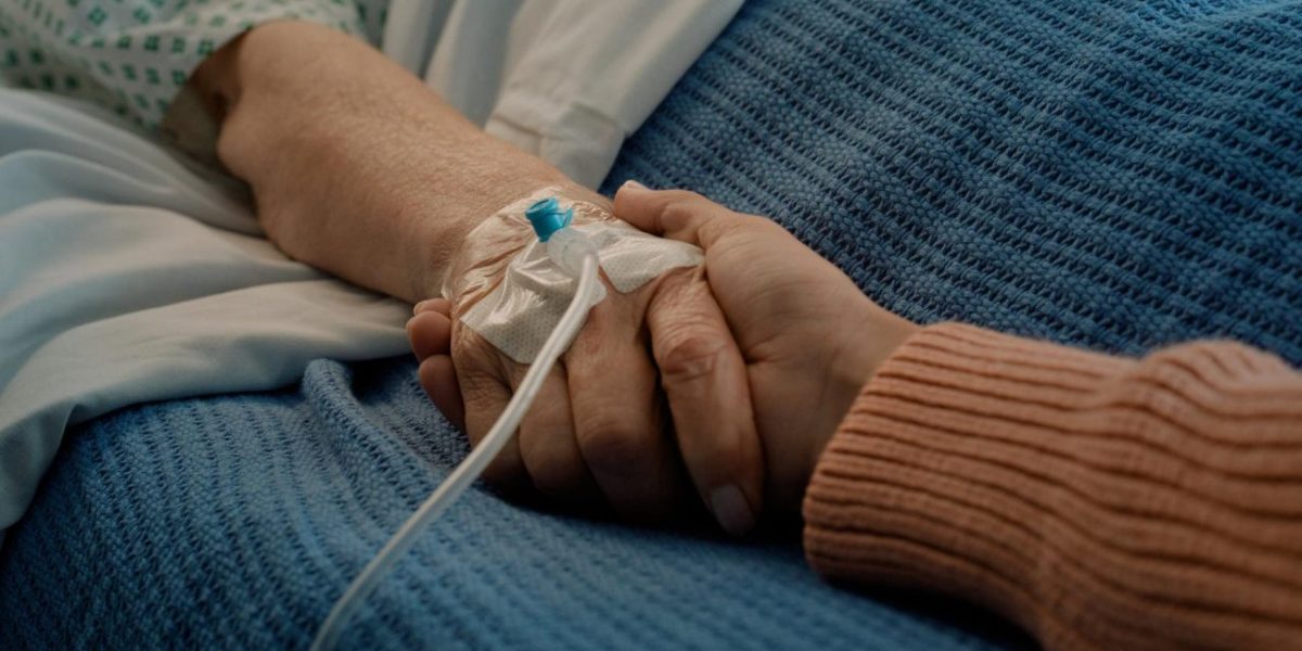 Loi française sur la fin de vie : un soulagement pour les familles face à la maladie de Charcot