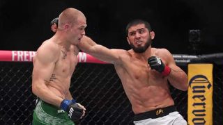 Makhachev bat le record de l’UFC avec sa victoire sur Garry et entre dans l’histoire