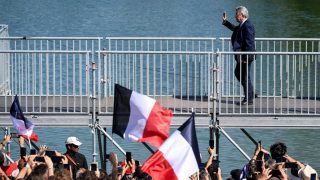 Mélenchon fait de l’écologie la bataille clé de la présidentielle 2027