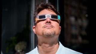 Éclipse Solaire du 12 Août : L'Espagne Attend 400 000 Touristes pour un Spectacle Céleste Unique