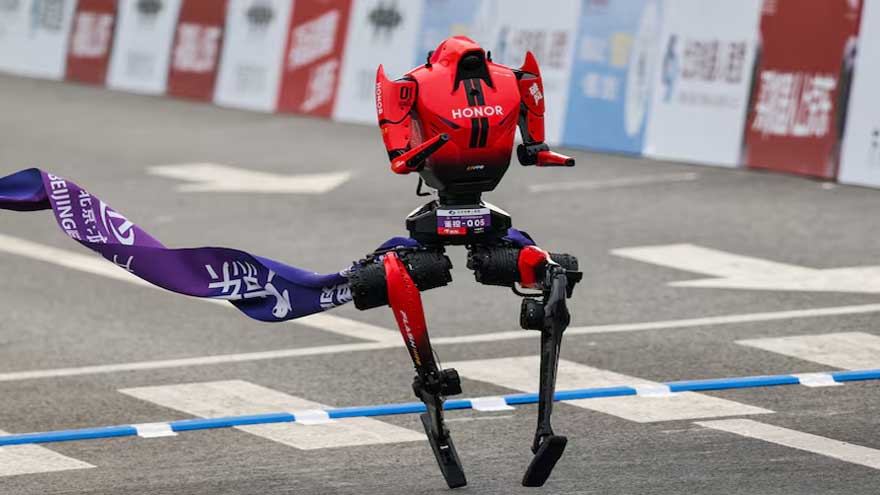 Un robot humanoïde chinois pulvérise le record du 100 m d’Usain Bolt en 9,39 secondes