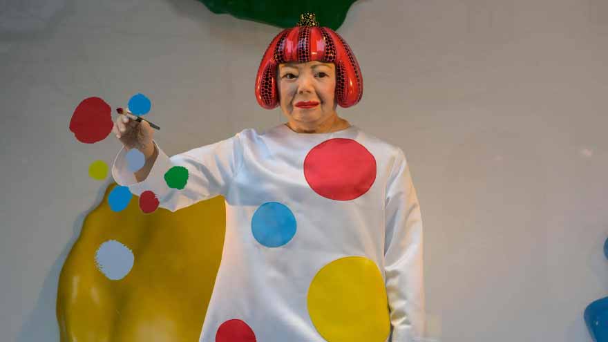 Yayoi Kusama, l’artiste iconique des pois, est décédée à 97 ans