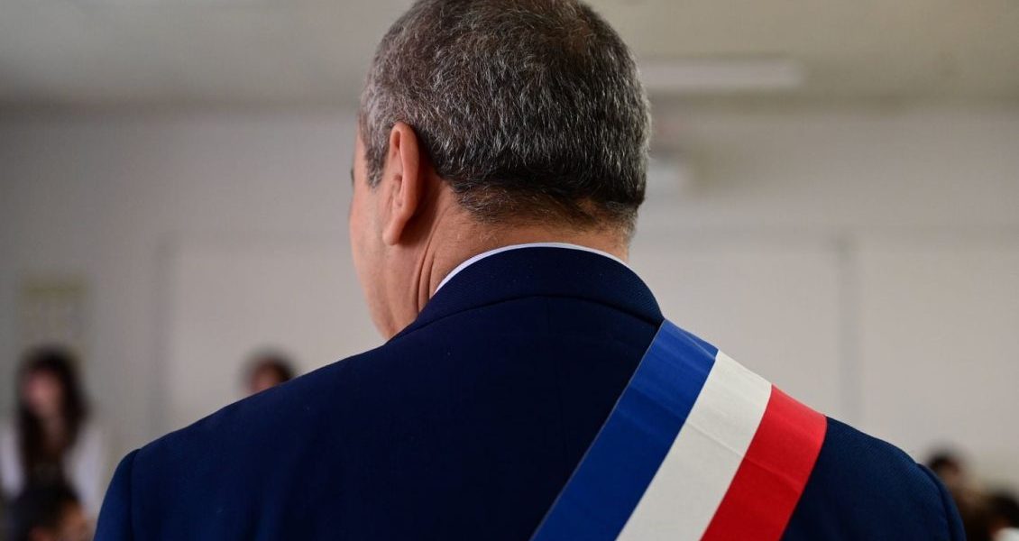 Concarneau : le maire inculpé pour viol refuse de démissionner
