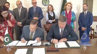 L'UE et le Pakistan signent trois accords de subvention de 65 millions d'euros