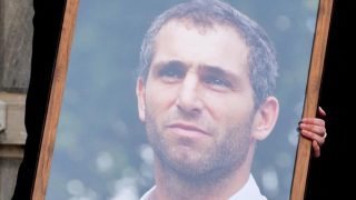 Deux militants d'extrême droite condamnés pour le meurtre du rugbyman Federico Martín Aramburú