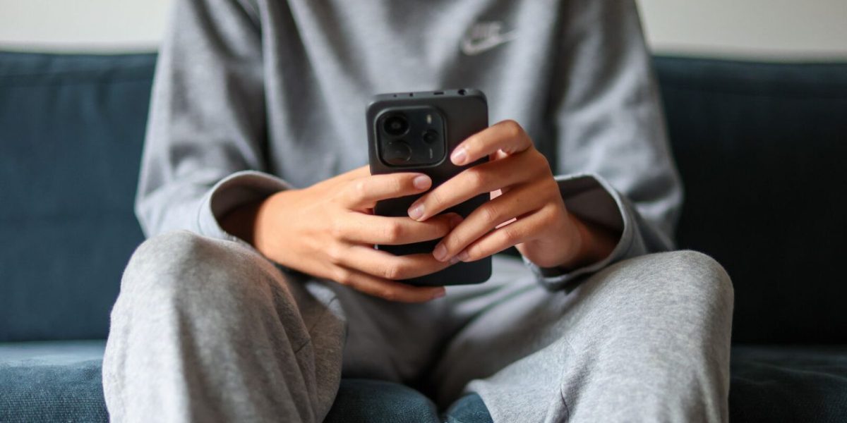 Paris soumet à Bruxelles une version révisée de l’interdiction des réseaux sociaux pour les moins de 15 ans