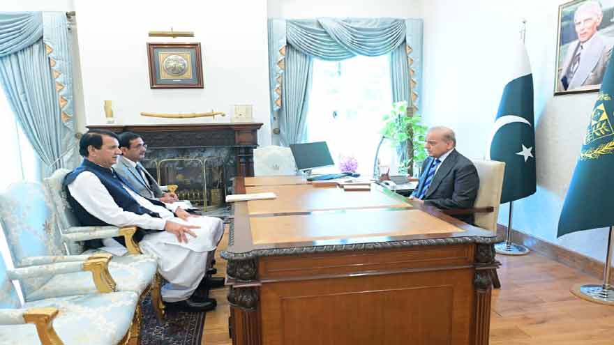 Le Premier ministre Shehbaz réaffirme son engagement pour le développement de l’AJK et du Gilgit-Baltistan