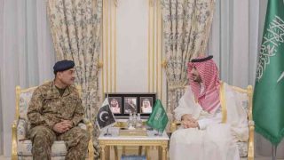Pakistan et l'Arabie saoudite réaffirment leur engagement de défense face aux attaques