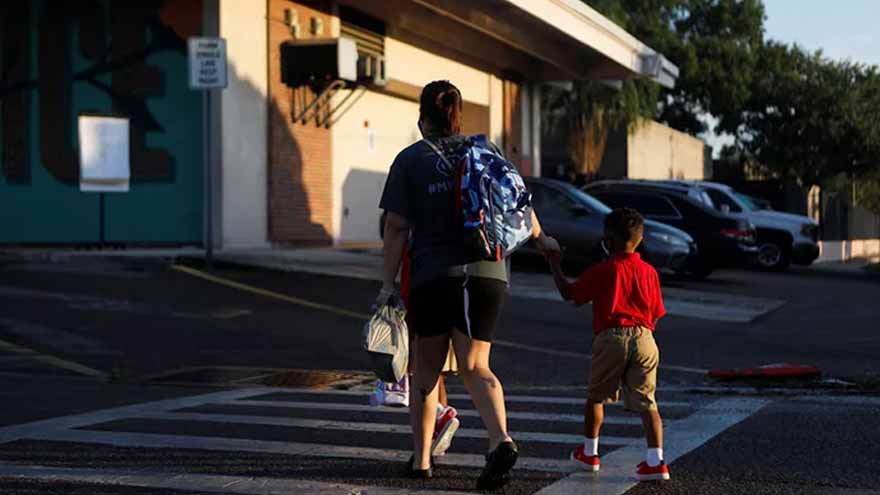 Passeports américains : le Département d’État durcit les règles pour les enfants