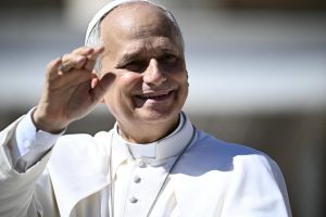 La visite du pape à Paris perturbe l'Hôtel-Dieu, les syndicats s'indignent