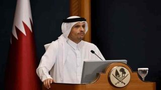 Le Premier ministre qatari qualifie Netanyahu de « criminel de guerre » et promet de poursuivre sa médiation