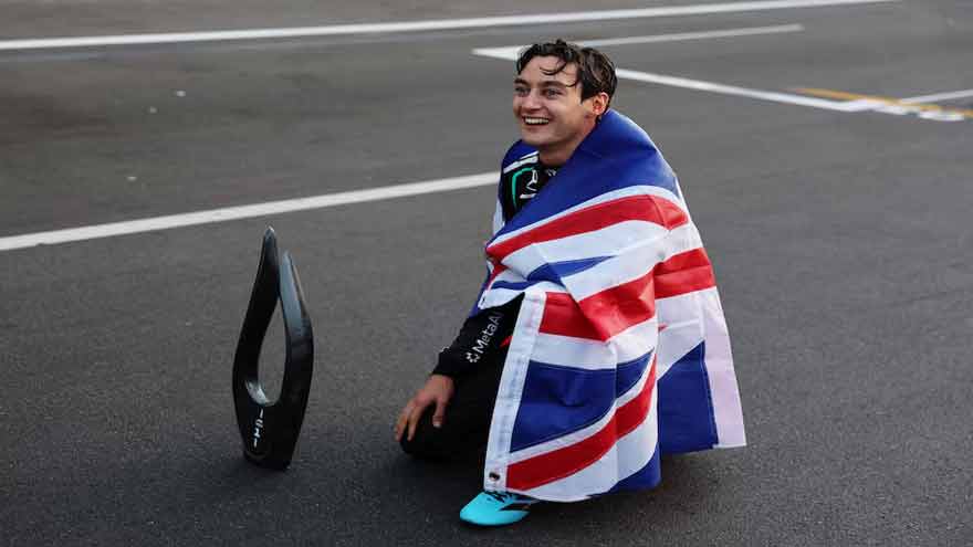 Russell vise la victoire à chaque course après son week-end parfait à Bakou