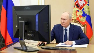 Russie : le parti de Poutine remporte les législatives, scrutin marqué par des attaques de drones